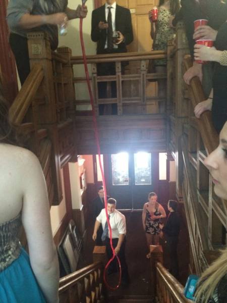 Студенческая жизнь в прикольных картинках (25 фото) Студенческая жизнь в прикольных картинках (25 фото)