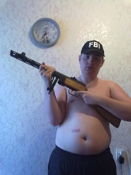 Почему оружие нельзя давать всем подряд (15 фото) Почему оружие нельзя давать всем подряд (15 фото)