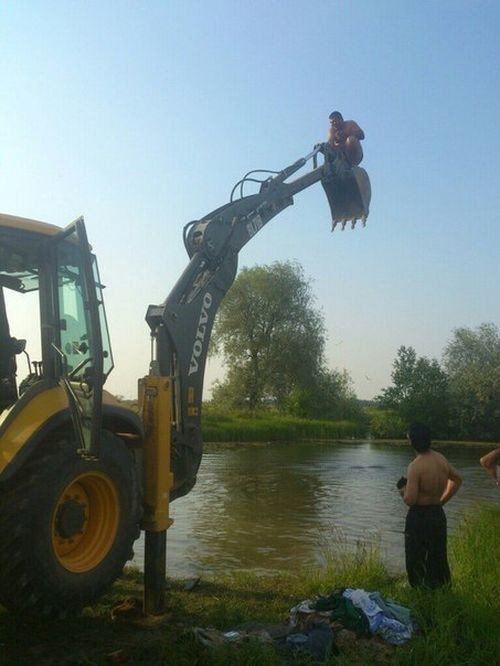 Прикольные картинки на автомобильную тематику (32 шт) Прикольные картинки на автомобильную тематику (32 шт)