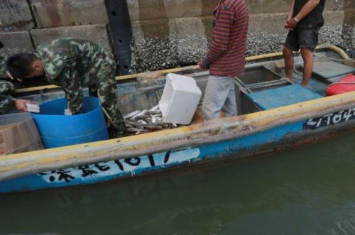 Необычный улов китайских рыбаков (4 фото)