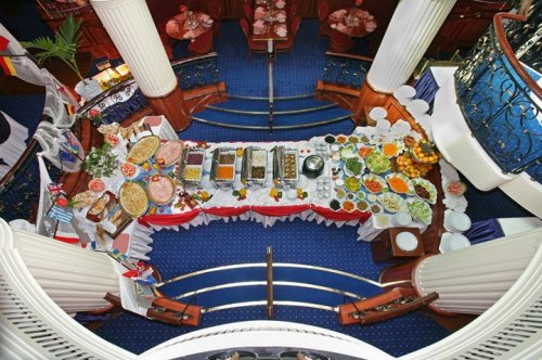 Круизное парусное судно "Royal Clipper" (18 фото)