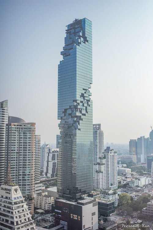 Самый высокий и необычный небоскрёб в Таиланде (7 фото)