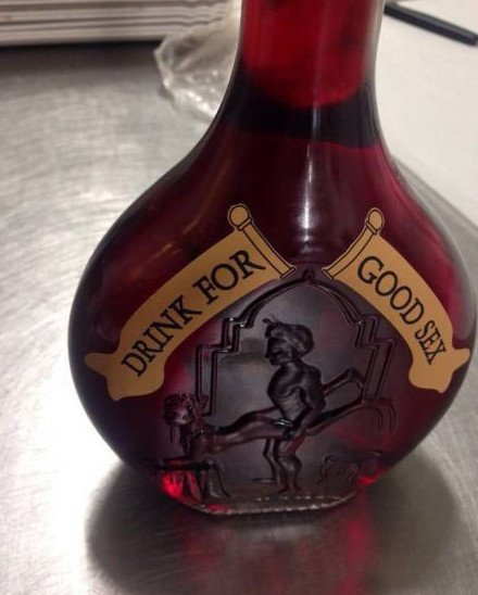 Фотографии с тонким намёком на толстые обстоятельства (19 шт) Фотографии с тонким намёком на толстые обстоятельства (19 шт)