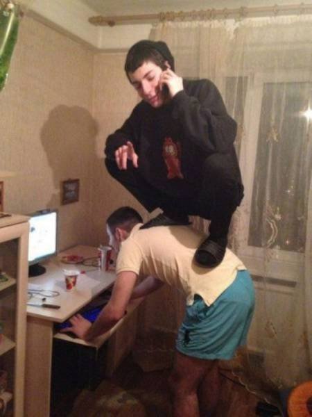 Что здесь происходит? (25 фото) Что здесь происходит? (25 фото)