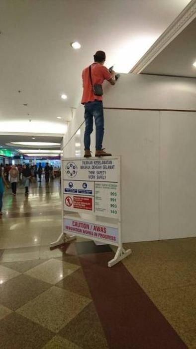 Техника безопасности в действии и бездействии (24 шт) Техника безопасности в действии и бездействии (24 шт)