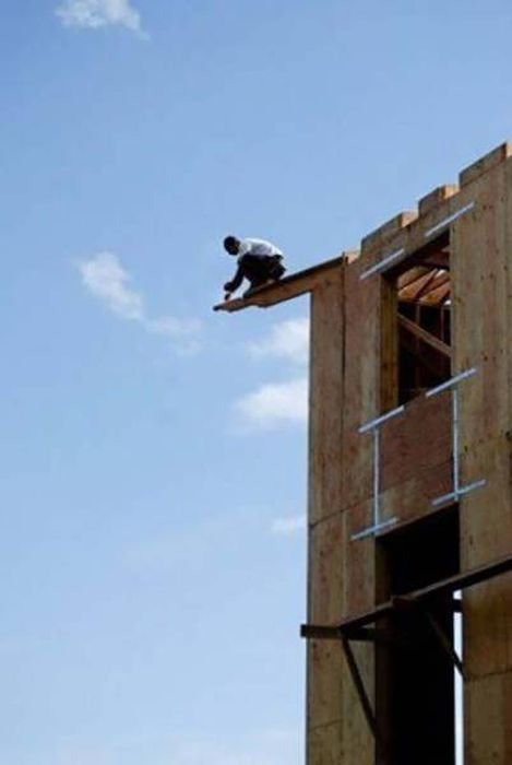 Техника безопасности в действии и бездействии (24 шт) Техника безопасности в действии и бездействии (24 шт)