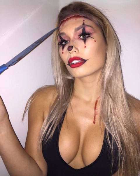 Горячие девушки на Хэллоуин (37 фото) Горячие девушки на Хэллоуин (37 фото)