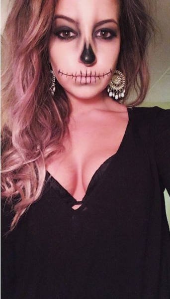 Горячие девушки на Хэллоуин (37 фото) Горячие девушки на Хэллоуин (37 фото)