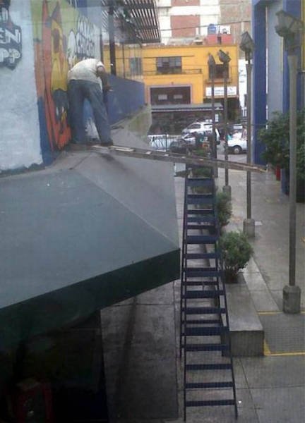 Техника безопасности в действии и бездействии (27 фото) Техника безопасности в действии и бездействии (27 фото)