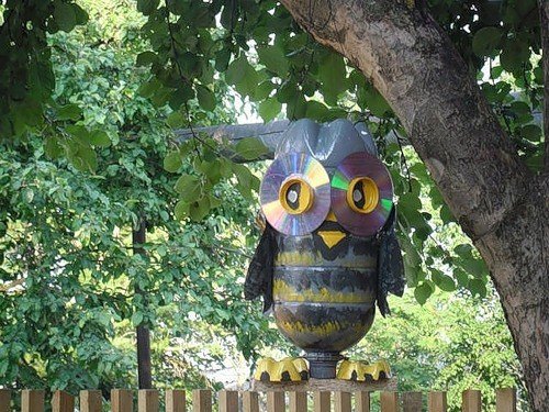 Народное творчество в дворовых инсталляциях (20 фото) Народное творчество в дворовых инсталляциях (20 фото)