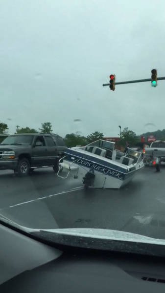 Сплошные казусы да упсы (23 фото) Сплошные казусы да упсы (23 фото)