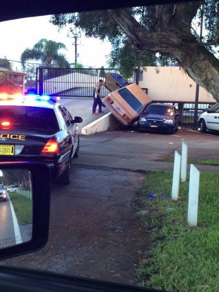 Сплошные казусы да упсы (23 фото) Сплошные казусы да упсы (23 фото)