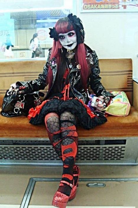 Тем временем в Японии… (30 фото) Тем временем в Японии… (30 фото)