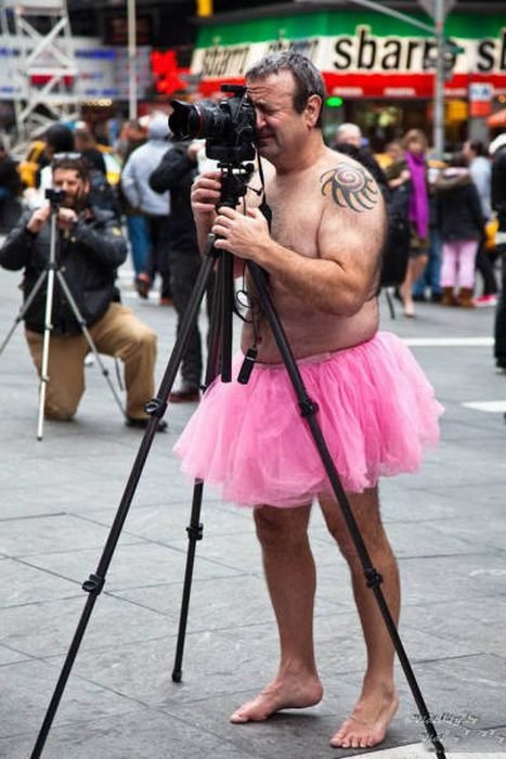 Фотографии, доказывающие, что первые 40 лет в жизни мужчины — самые сложные (34 фото) Фотографии, доказывающие, что первые 40 лет в жизни мужчины — самые сложные (34 фото)