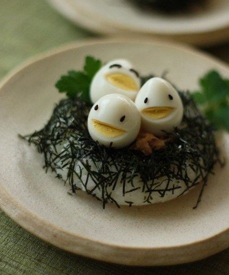 Забавные поделки из овощей и фруктов (19 фото) Забавные поделки из овощей и фруктов (19 фото)