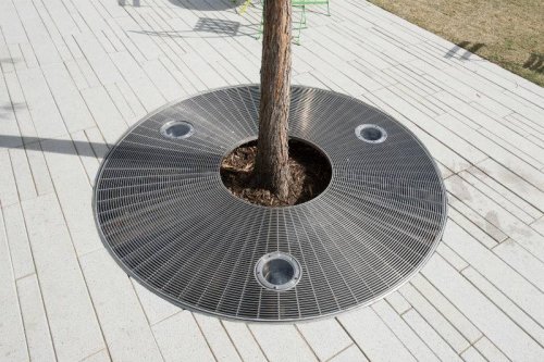 Декоративные приствольные решётки для деревьев (32 фото)