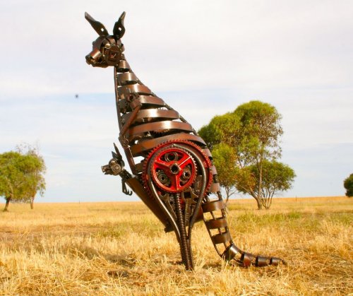 Металлические скульптуры животных, созданные Джорданом Сприггом (14 фото)