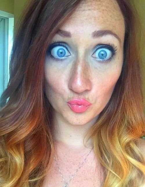 Забавные девушки строят рожицы (32 фото) Забавные девушки строят рожицы (32 фото)