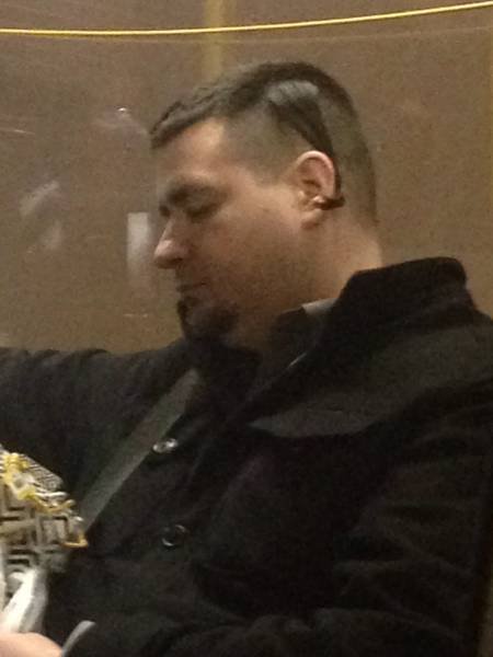 Необычные и причудливые причёски и стрижки (26 фото) Необычные и причудливые причёски и стрижки (26 фото)