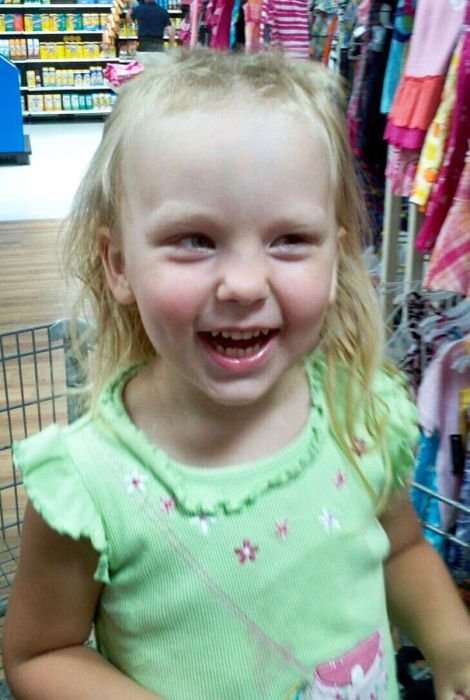 Забавные неудавшиеся детские стрижки (32 фото) Забавные неудавшиеся детские стрижки (32 фото)