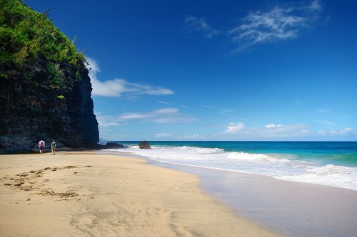 Прекрасные и опасные: пляжи, на которых лучше не отдыхать (10 фото)