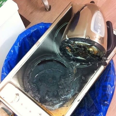 Неудачный день в картинках (30 фото) Неудачный день в картинках (30 фото)