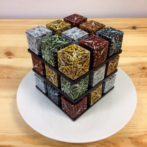 Восхитительные торты а-ля Кубик Рубика от кондитера Седрика Гроле (9 фото)