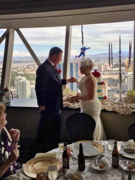 Прикольные свадебные фотографии (38 шт) Прикольные свадебные фотографии (38 шт)