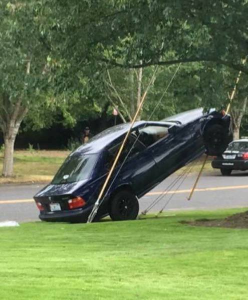 Неудачный день в картинках (30 фото) Неудачный день в картинках (30 фото)