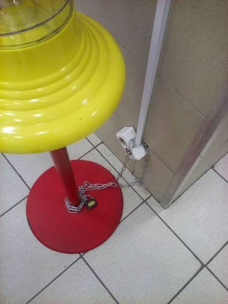 Безопасность 80-го уровня (38 фото) Безопасность 80-го уровня (38 фото)