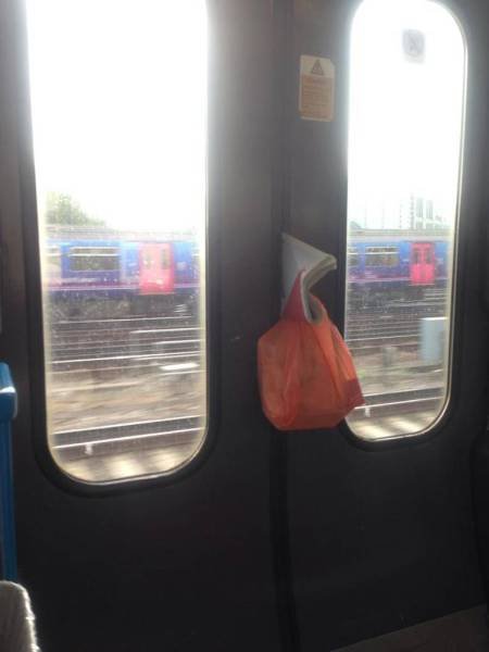 Неудачный день в картинках (27 фото) Неудачный день в картинках (27 фото)