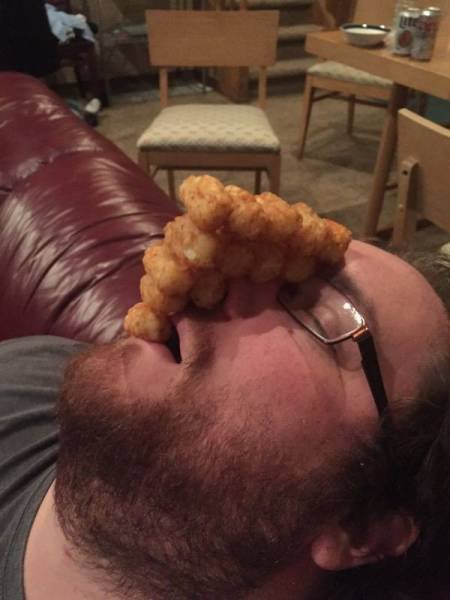 Пьяные и смешные (23 фото) Пьяные и смешные (23 фото)