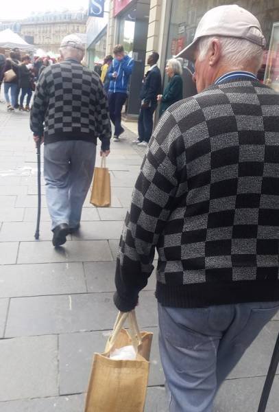 Забавные сходства и совпадения (23 фото) Забавные сходства и совпадения (23 фото)