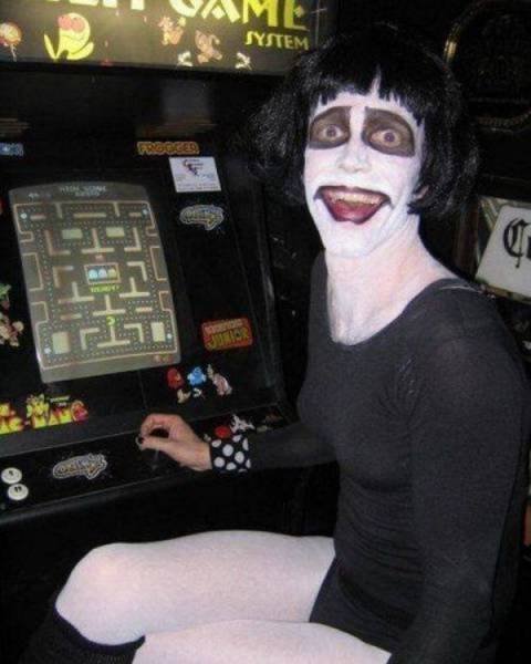 Что здесь происходит?! (28 фото) Что здесь происходит?! (28 фото)