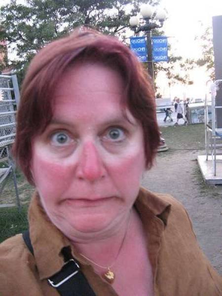 Неудачный загар, который поднимет настроение всем, кроме его обладателей (17 фото) Неудачный загар, который поднимет настроение всем, кроме его обладателей (17 фото)