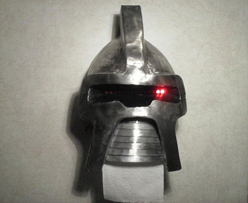 Необычные и прикольные держатели для туалетной бумаги (18 фото) Необычные и прикольные держатели для туалетной бумаги (18 фото)