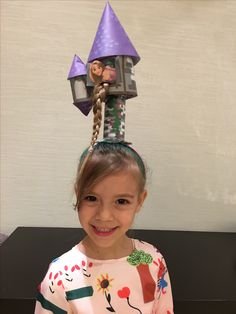 Безумные причёски в День сумасшедших волос (25 фото) Безумные причёски в День сумасшедших волос (25 фото)