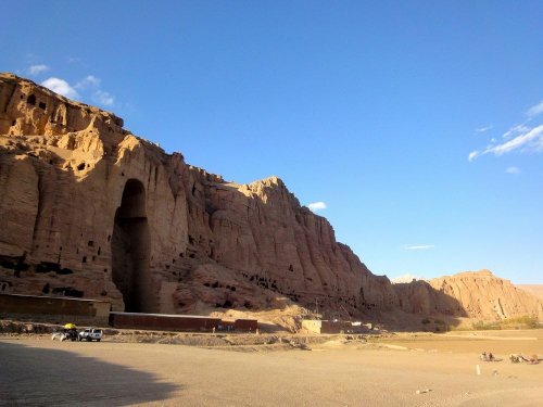 Бамианские статуи Будды, которых мир лишился навсегда (11 фото)