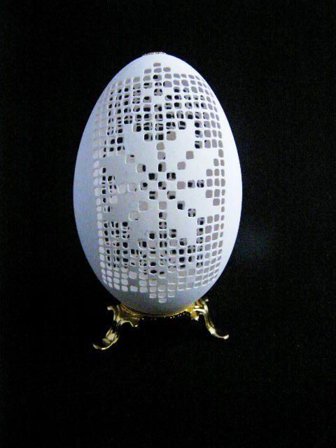 Резная яичная скорлупа от Даны Ляшенко (14 фото) Резная яичная скорлупа от Даны Ляшенко (14 фото)