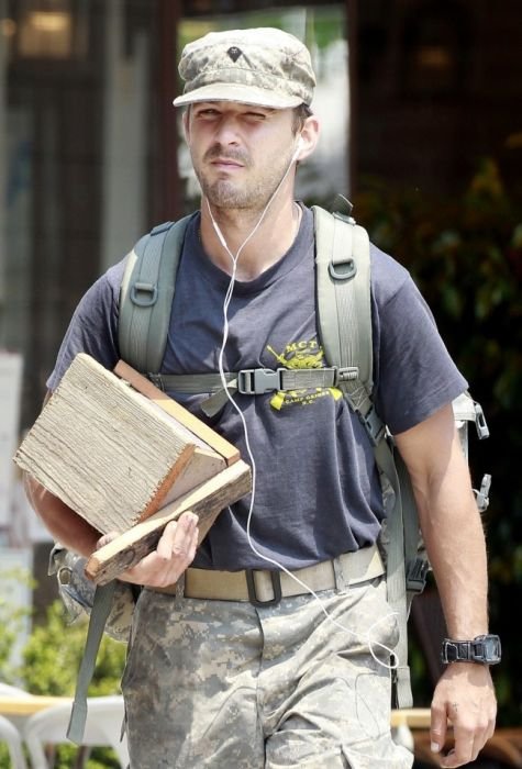 Фотографии знаменитостей в обычной жизни (14 фото)