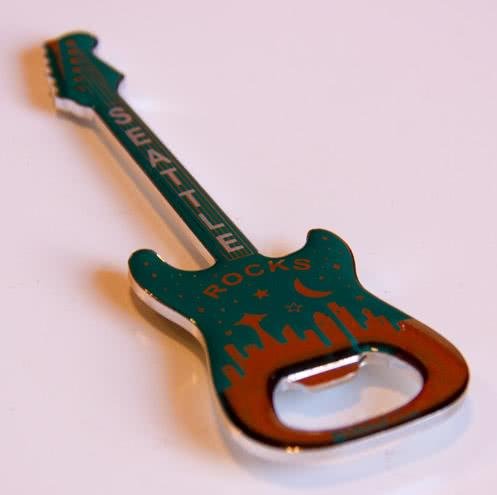 Необычные и прикольные открывалки (15 фото)