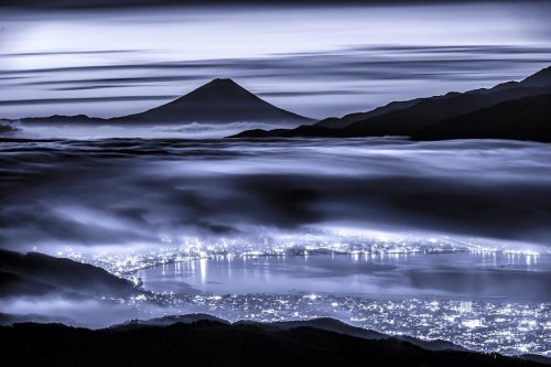 Величественная Фудзияма через объектив фотографа Такаси Накадзавы (14 фото)