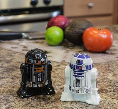 Повседневные предметы для поклонников R2-D2 (11 фото)