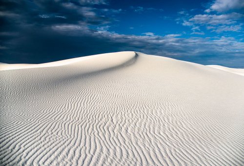 Белоснежные песчаные дюны Нью-Мексико, похожие на поверхность другой планеты (11 фото)