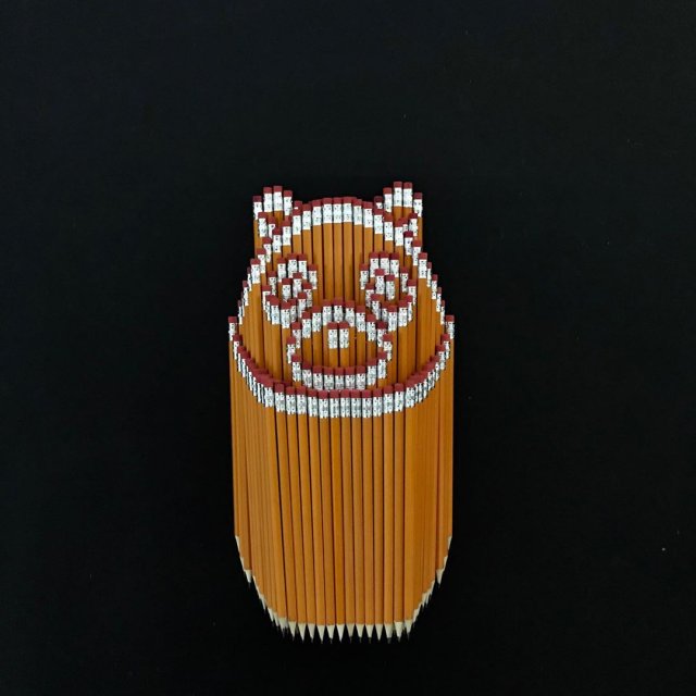 Необычные инсталляции из карандашей (26 фото)