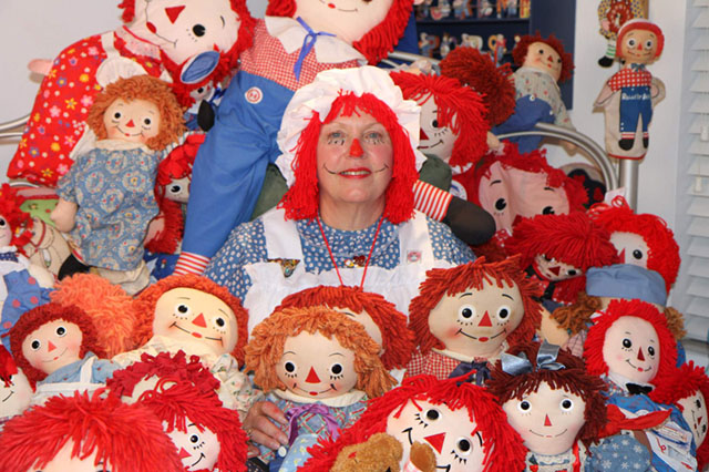 Самые сумасшедшие коллекционеры и их коллекции со всего мира