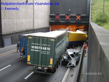 Авария тоннеле около Антверпена, Бельгия. Ужас