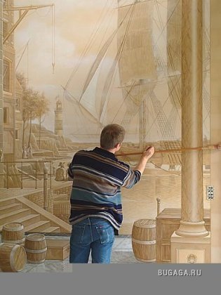 Рисунки на стенах.