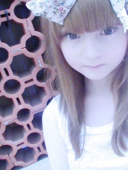 Девушки-куклы