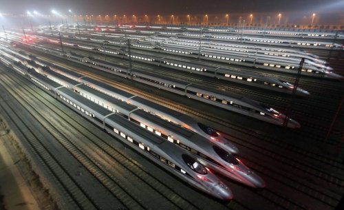 В Китае построили самую длинную скоростную железную дорогу